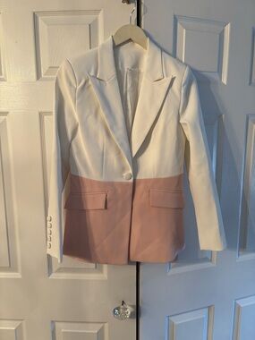 Two-Tone White and Blush Women’s Tailored Blazer